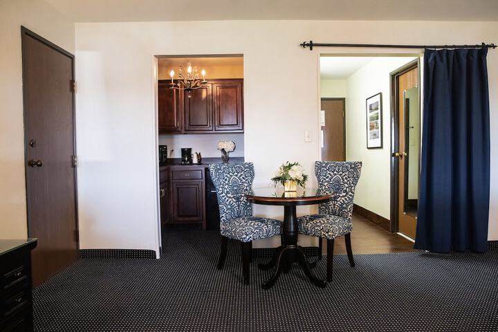 Room 6 of 36