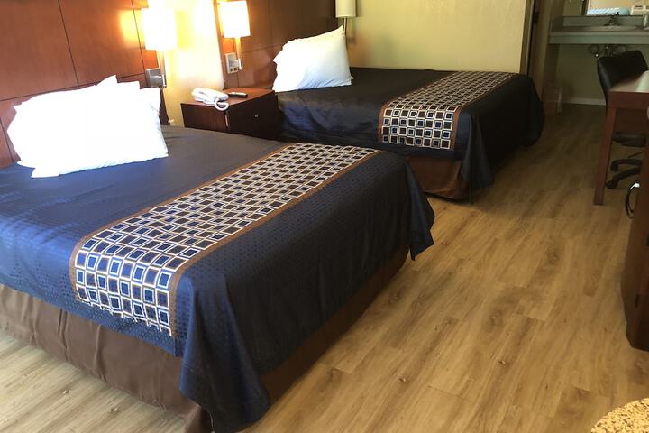 Room 16 of 17