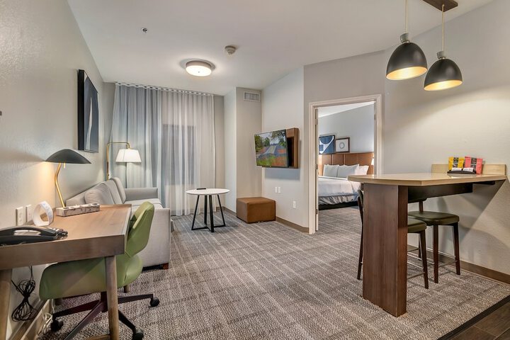 Staybridge Suites University Area by IHG