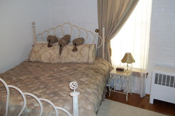 THE RIVERS EDGE EXECUTIVE SUITES