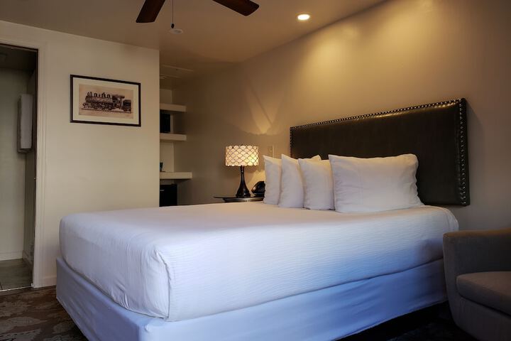 The Iron Horse Inn