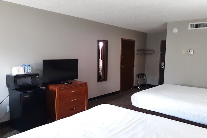 Room 54 of 76