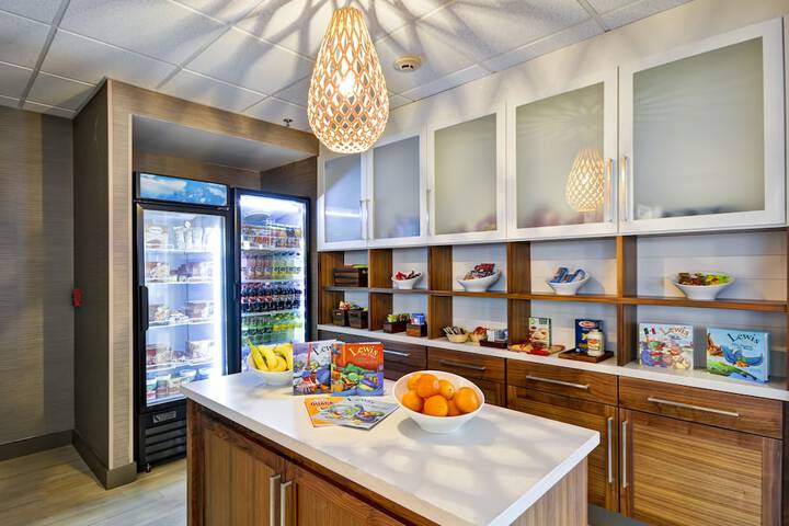 Homewood Suites by Hilton Oakland-Waterfront