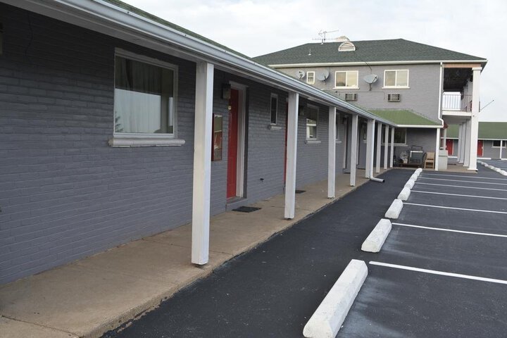 Red Carpet Inn and Suites New Cumberland