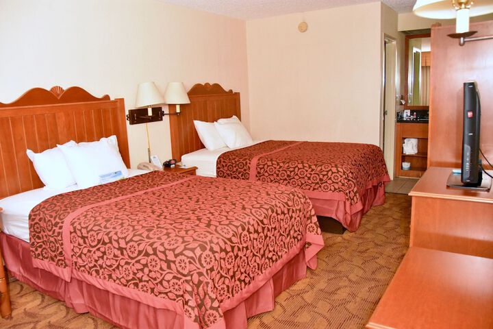 Room 6 of 35