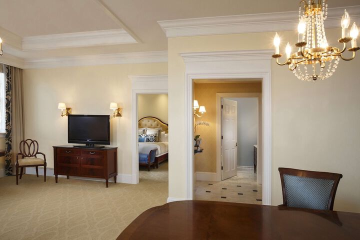 Room 19 of 44