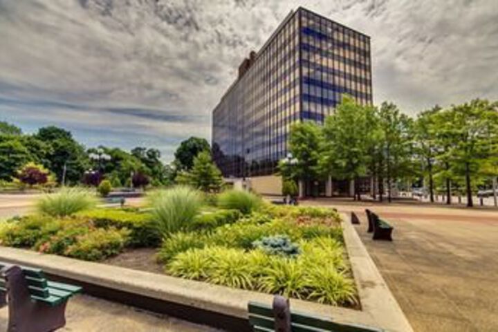 Global Luxury Suites at Monroe