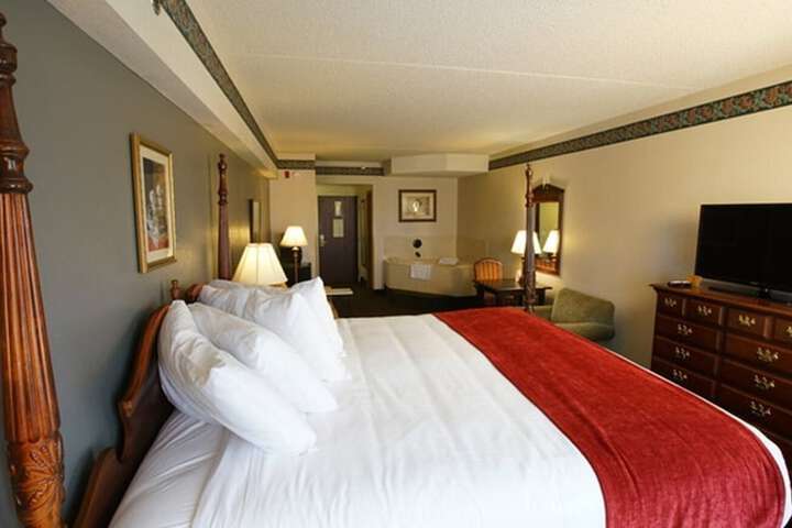 Room 47 of 85