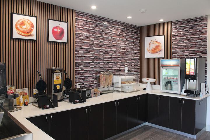 La Quinta Inn and Suites by Wyndham Schertz-San Antonio-Selma