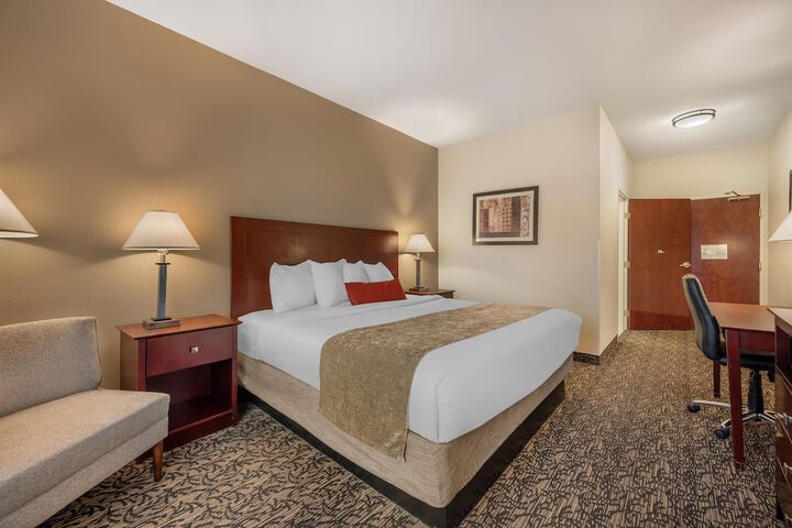 Quality Inn & Suites