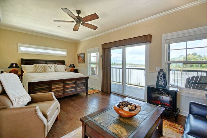 Room 21 of 30
