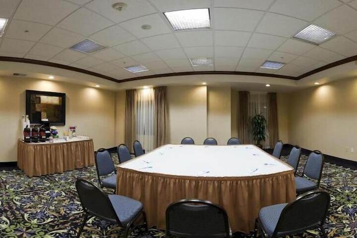 Staybridge Suites Lake Forest by IHG