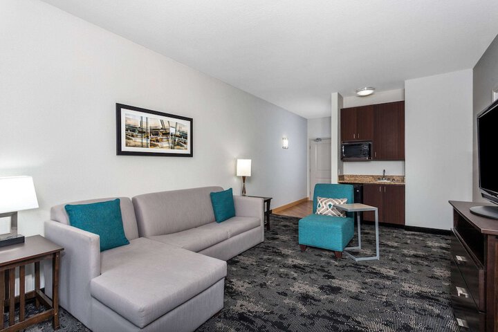 Room 16 of 30
