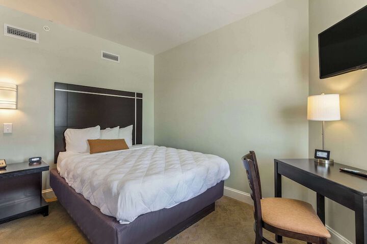 Room 21 of 62