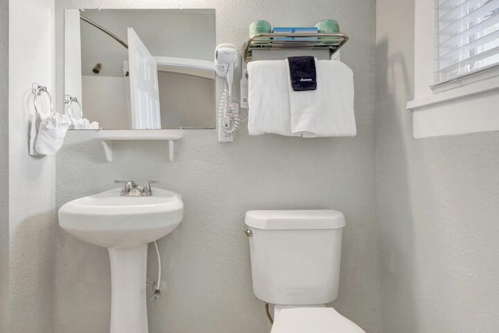 Room 72 of 149