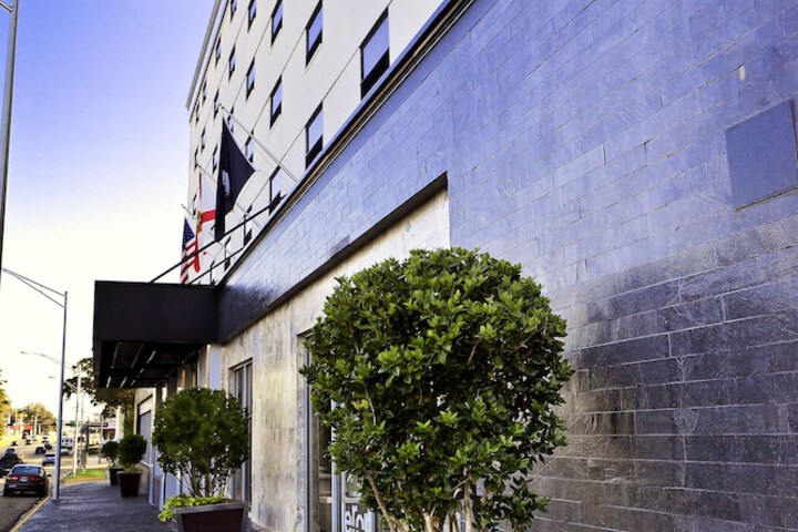 Hotel Duval Autograph Collection