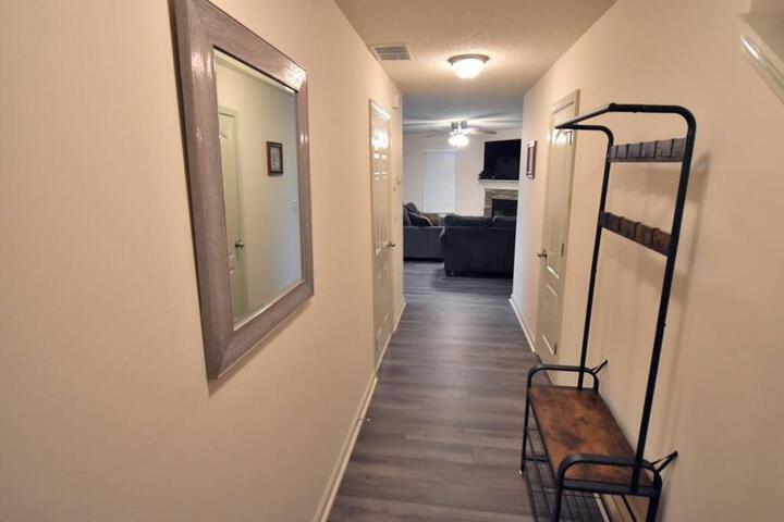Cozy Renovated Winder Townhouse Traveller Awards 2025 Winner