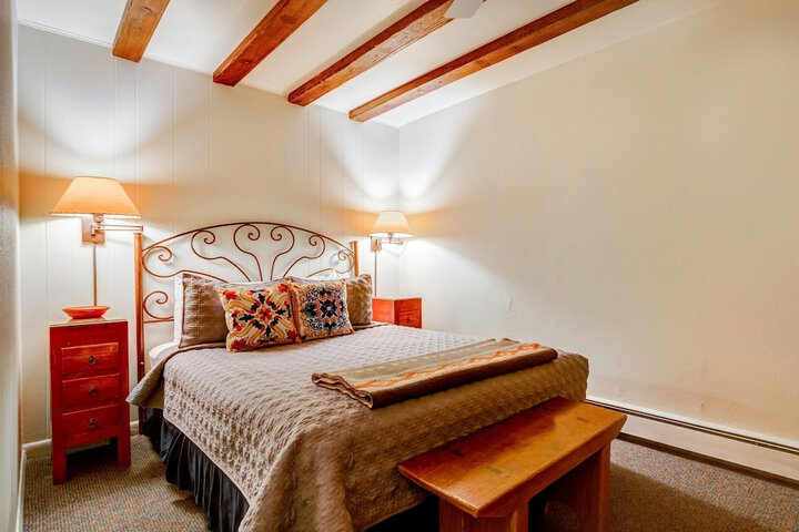 Room 24 of 67