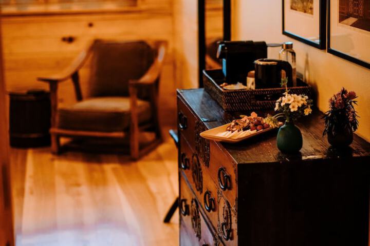 Room 25 of 64