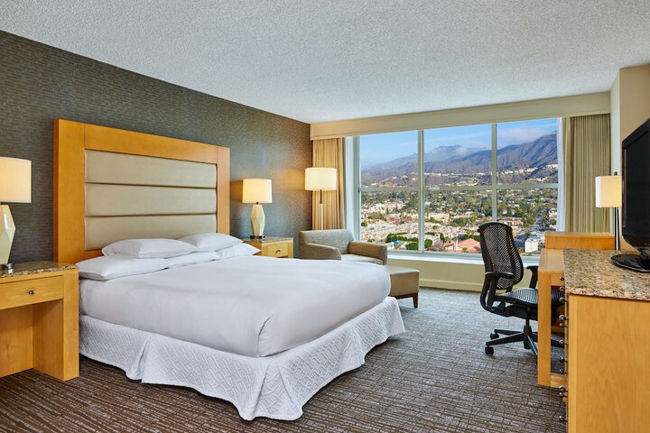Hilton Los Angeles North / Glendale