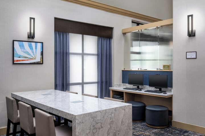 Hyatt Place Columbia / Harbison