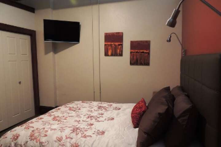 Room 35 of 41