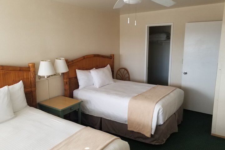 Room 165 of 229