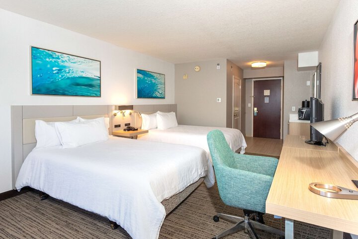 Room 34 of 115