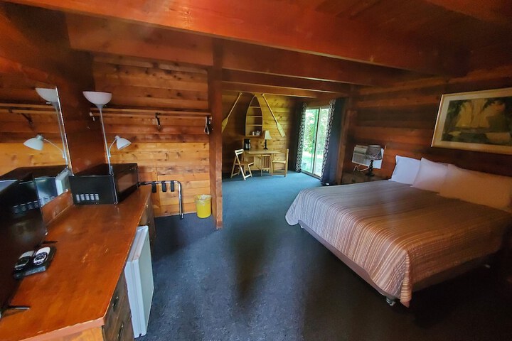 Virginian Resort