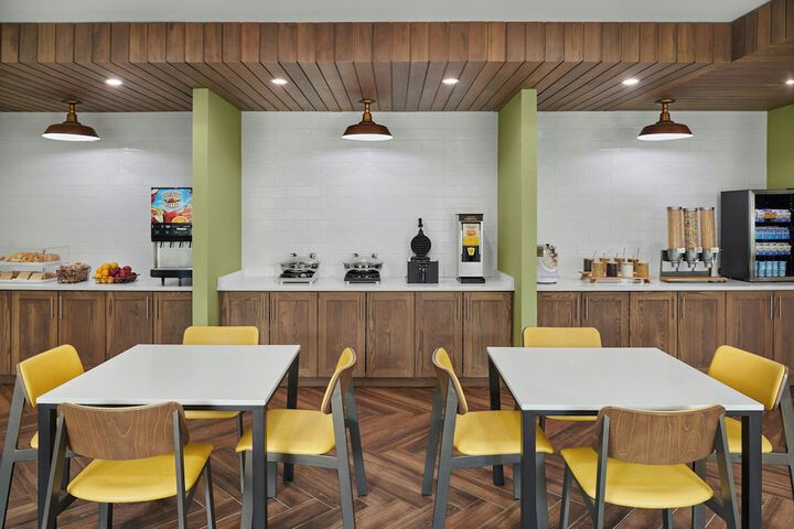 Fairfield Inn & Suites by Marriott Detroit Farmington Hills