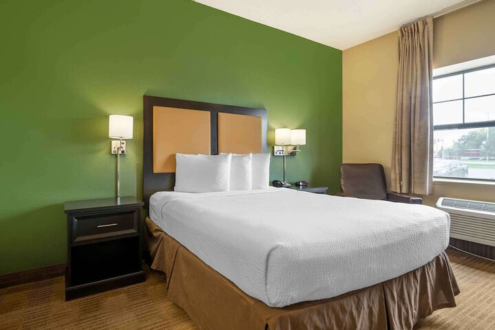 Extended Stay America Select Suites Chicago OHare