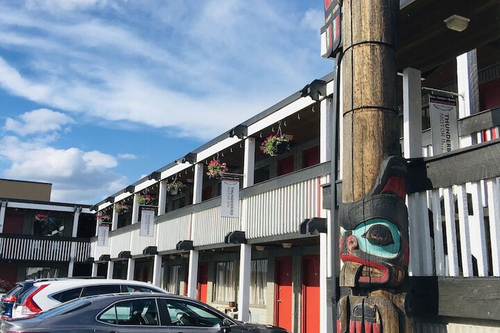 Hotel 6 of 37