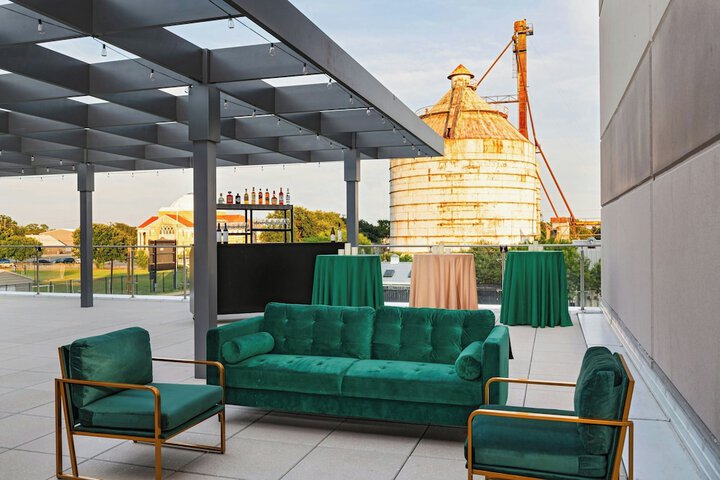AC Hotel by Marriott Waco Downtown