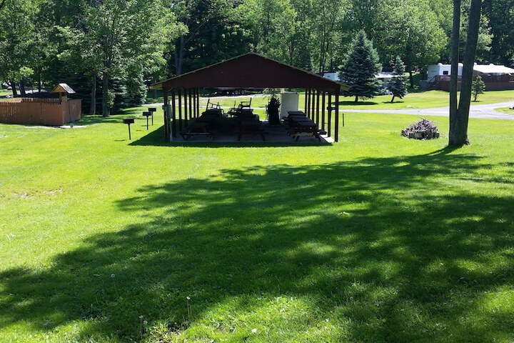 Property Grounds 31 of 34