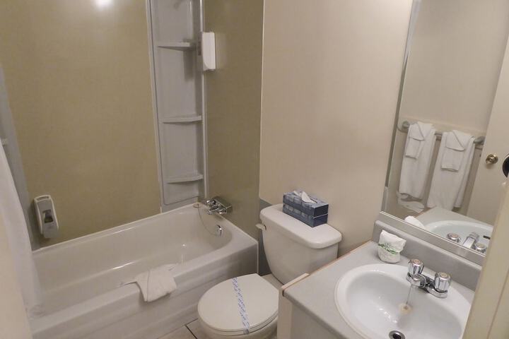 Room 25 of 36