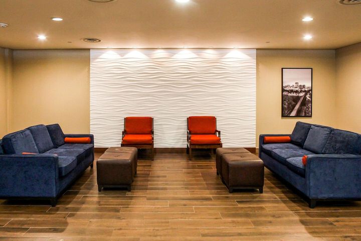 Hotel Interior 22 of 104
