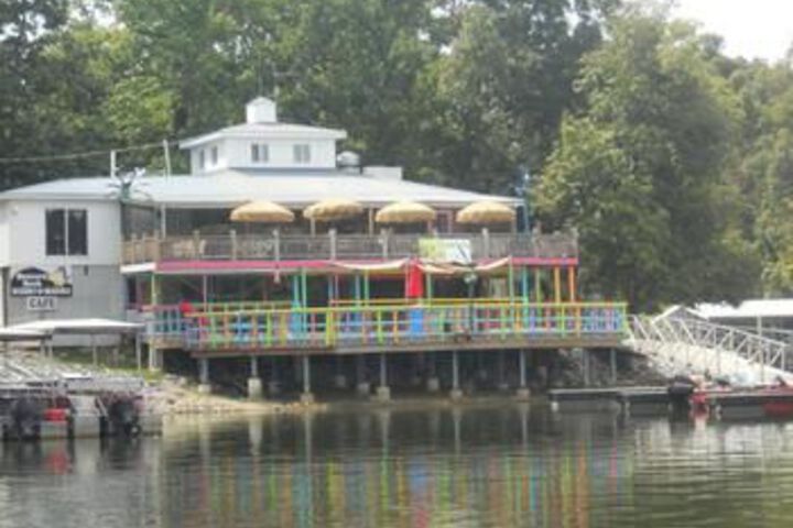 Buzzard Rock Resort & Marina