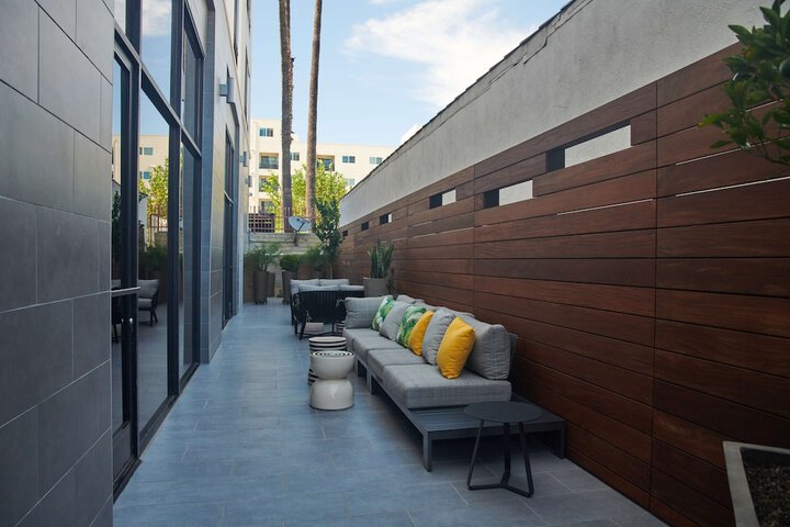Terrace/Patio 63 of 66