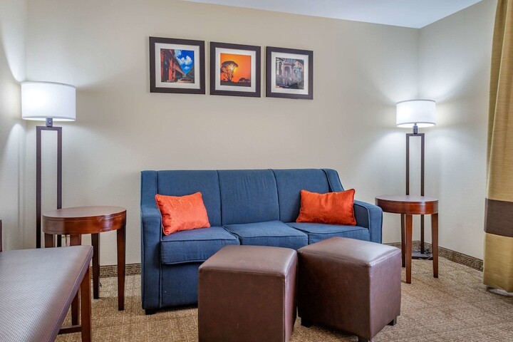 Room 35 of 46
