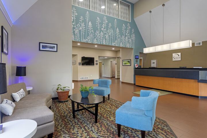 Hotel Interior 10 of 40