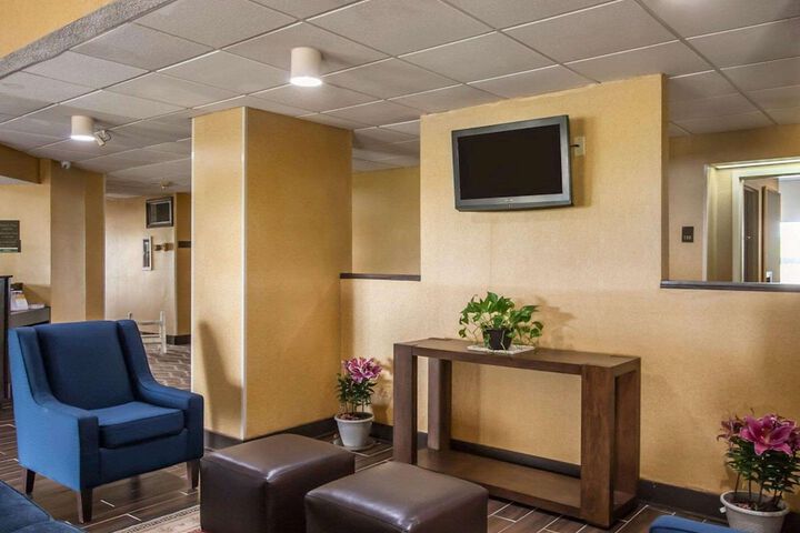 Quality Inn Hayti North