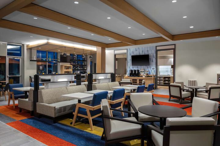 Hotel Interior 11 of 44