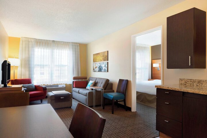 Room 14 of 24