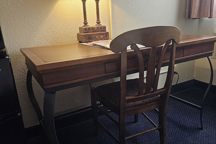 Room 40 of 66