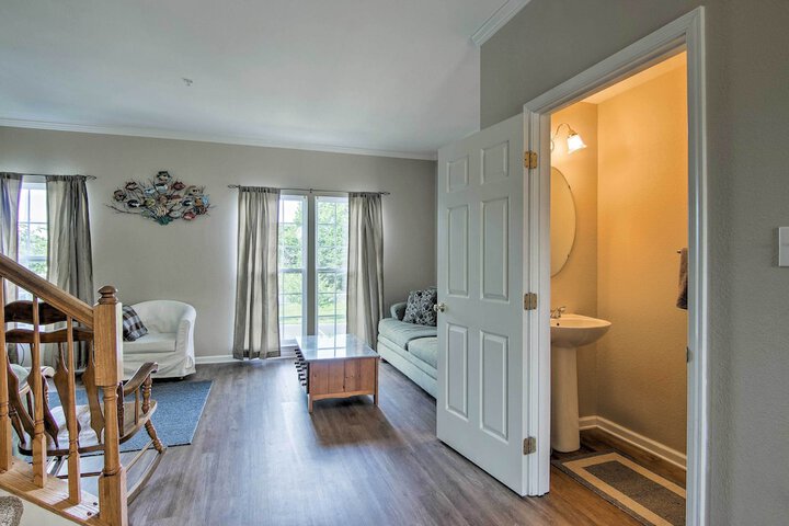 Pool Access & Deck: Bethany Beach Gem