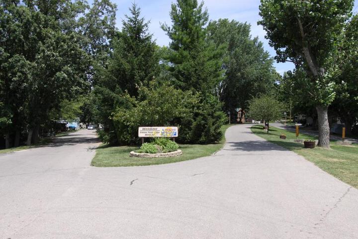 Lakeland RV Campground Cottage 15