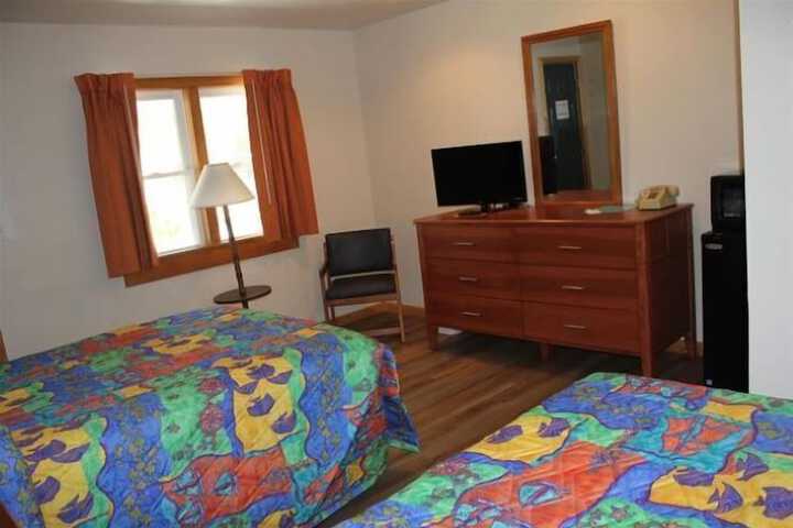 Pony Island Inn