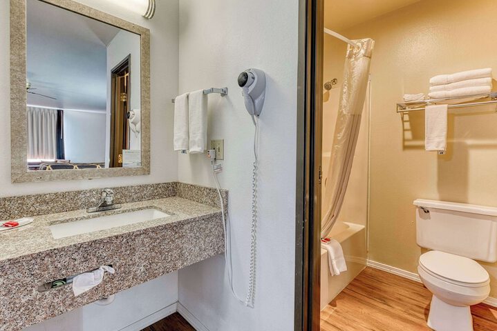 Super 8 by Wyndham Alamosa
