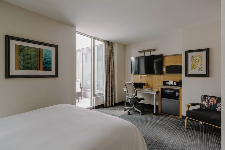 Room 20 of 48