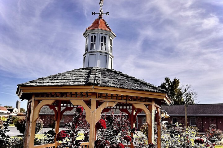 Weathervane Motor Court